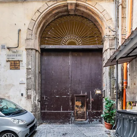 Casa Fiammetta By Domusextra * Naples