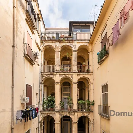 Apartment Casa Fiammetta By Domusextra Naples